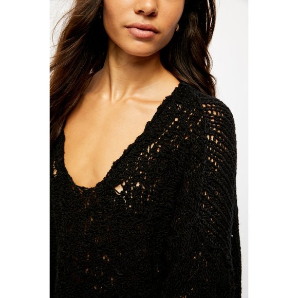 NWT Free People Sunday Shore Pullover / Black - Picture 2 of 5